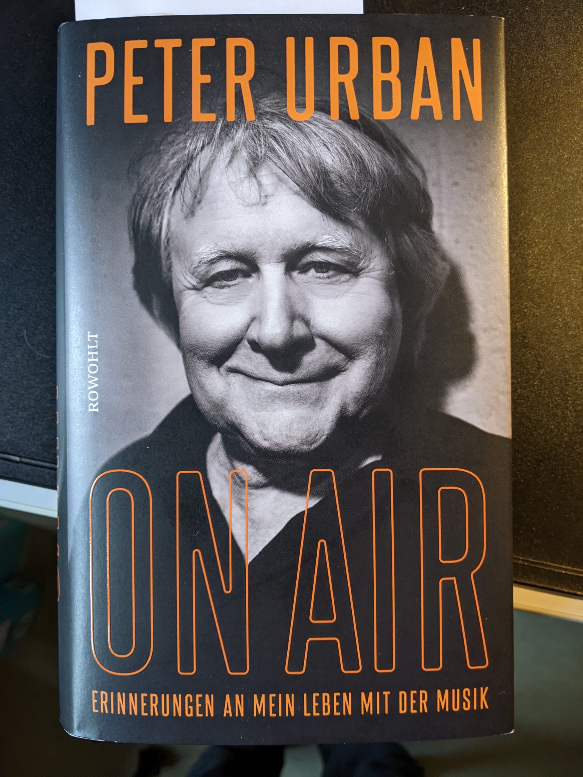 Peter Urban, On Air: Erinnerungen an mein Leben mit der Musik
