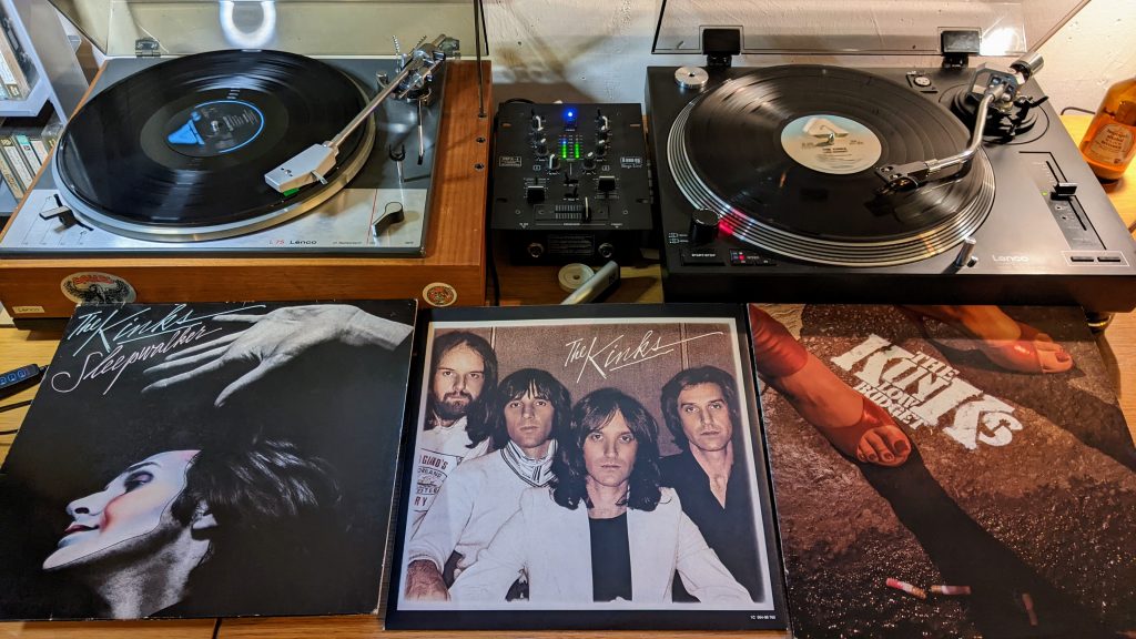 Sleepwalker meeds Low Budget: The 70s Kinks